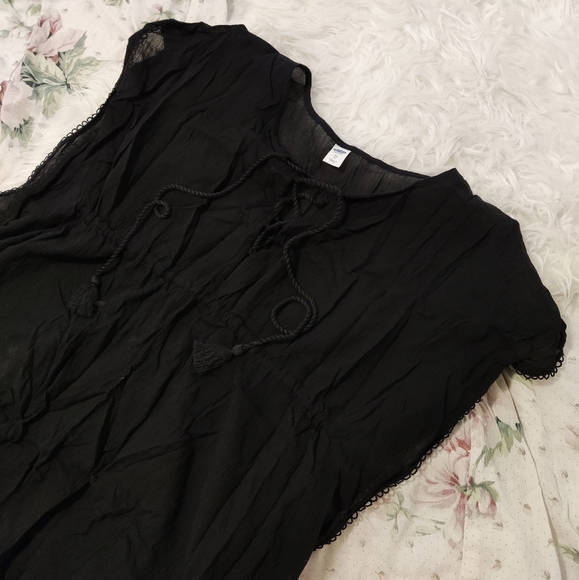 Black beach cover up - Picture 1 of 5